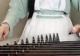 少年小姐姐古筝,少年小姐姐演绎古典韵味