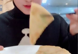 油饼小姐姐,传统油饼的现代化演绎